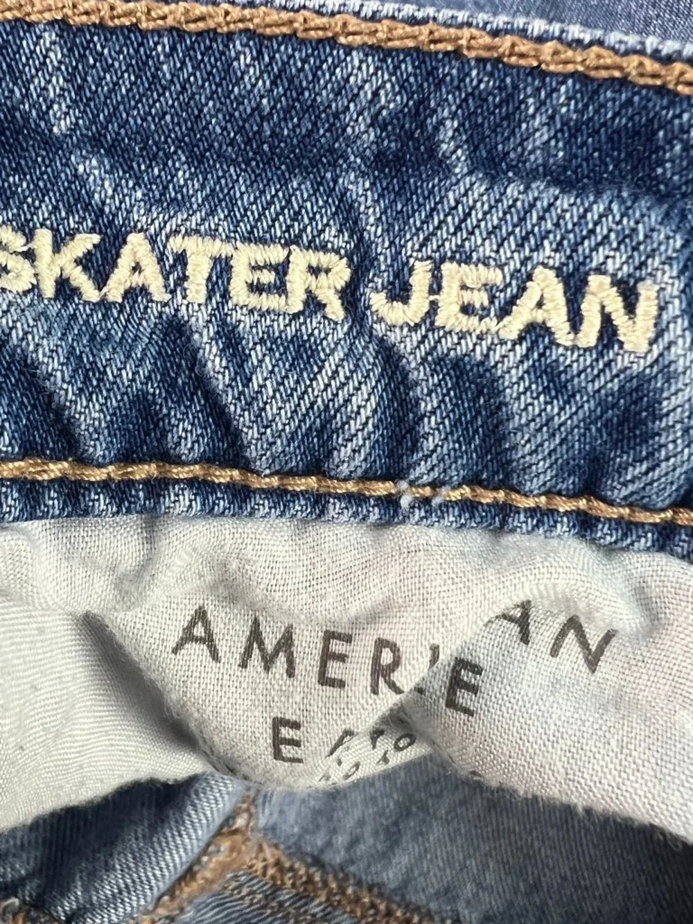 American Eagle Jeans Women's 28x27* Baggy Skater Blue Distressed Denim Tag 4S